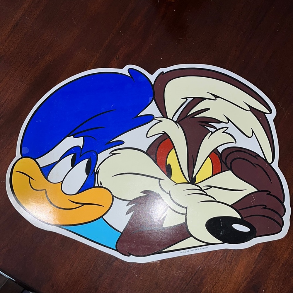 Vintage 1995 Warner Brother. Looney Tunes Wiley E coyote & Road Runner placemat